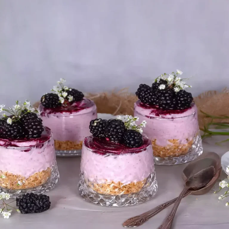 Brombeer Cheesecake im Glas