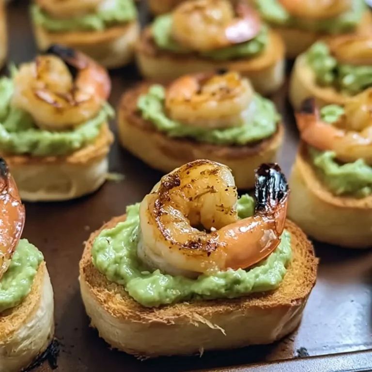 Knoblauch Garnelen Crostini mit Avocado