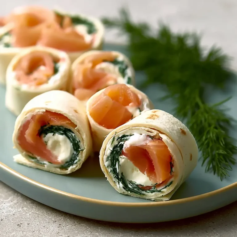 Kleine Räucherlachs Röllchen