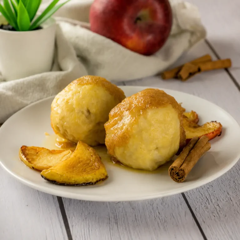 Apfelknödel
